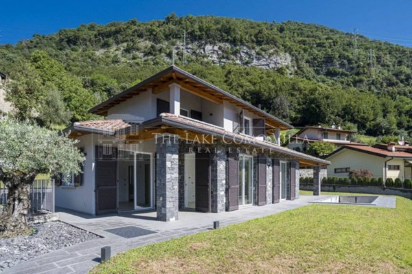 casa indipendente in vendita a Tremezzina in zona Lenno
