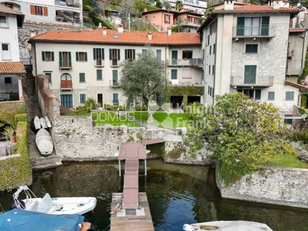 appartamento in vendita a Tremezzina in zona Ossuccio