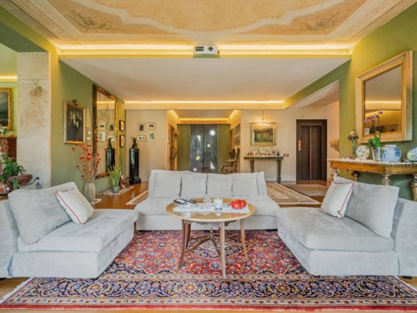casa indipendente in vendita a Tremezzina in zona Tremezzo