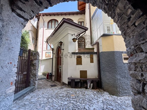 appartamento in vendita a Tremezzina in zona Tremezzo