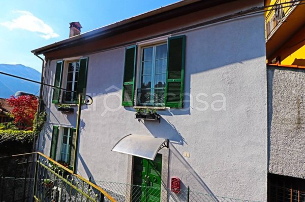 casa indipendente in vendita a Tremezzina in zona Tremezzo