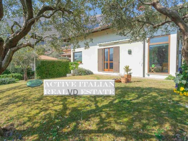 casa indipendente in vendita a Tremezzina in zona Tremezzo