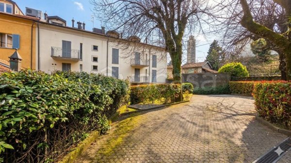 appartamento in vendita a Tremezzina in zona Lavedo
