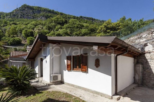 appartamento in vendita a Tremezzina in zona Sant'Andrea