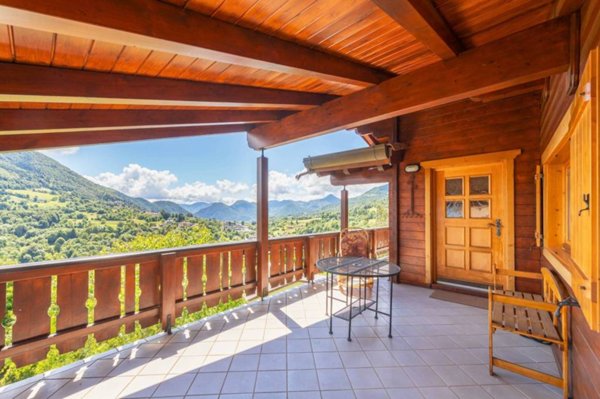 casa indipendente in vendita ad Alta Valle Intelvi
