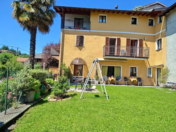negozio in vendita ad Alta Valle Intelvi in zona Pellio Intelvi