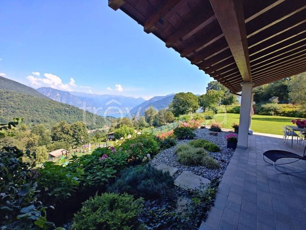 casa indipendente in vendita ad Alta Valle Intelvi