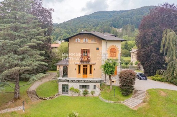 casa indipendente in vendita ad Alta Valle Intelvi