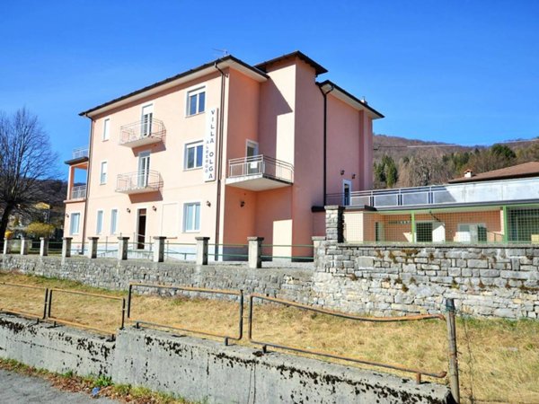 negozio in vendita ad Alta Valle Intelvi in zona Lanzo d'Intelvi