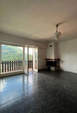 appartamento in vendita ad Alta Valle Intelvi in zona Pellio Intelvi