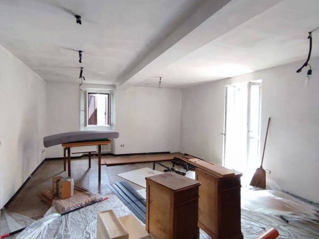 casa indipendente in vendita ad Alta Valle Intelvi in zona Lanzo d'Intelvi