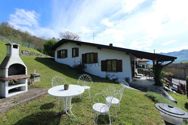 casa indipendente in vendita ad Alta Valle Intelvi in zona Scaria