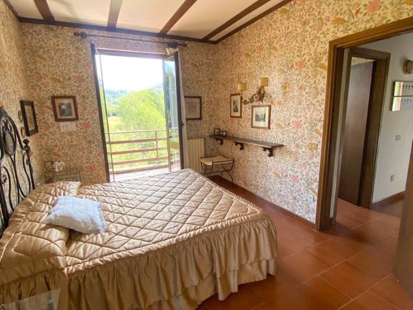 casa indipendente in vendita ad Alta Valle Intelvi in zona Lanzo d'Intelvi