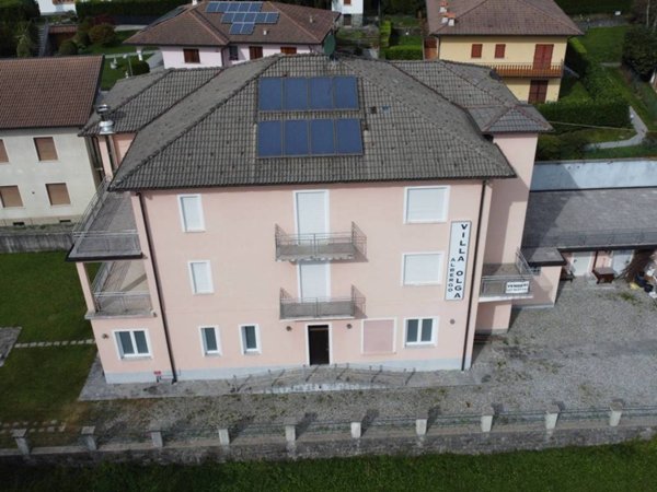 intera palazzina in vendita ad Alta Valle Intelvi in zona Lanzo d'Intelvi