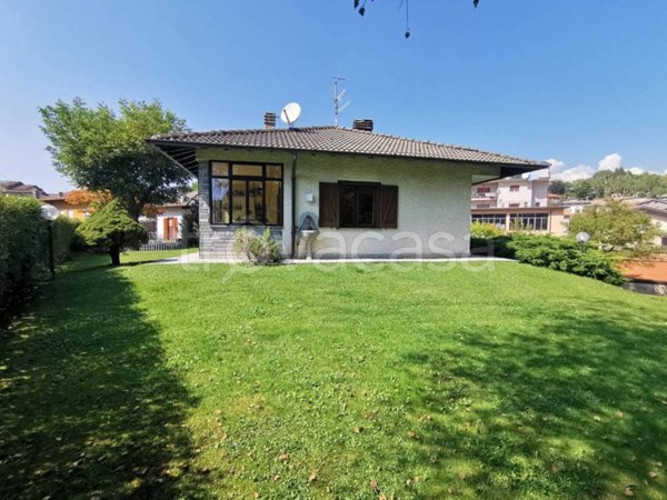 casa indipendente in vendita ad Alta Valle Intelvi
