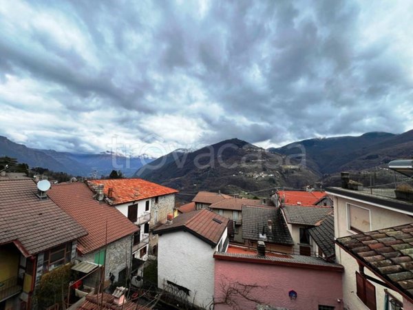 casa indipendente in vendita ad Alta Valle Intelvi