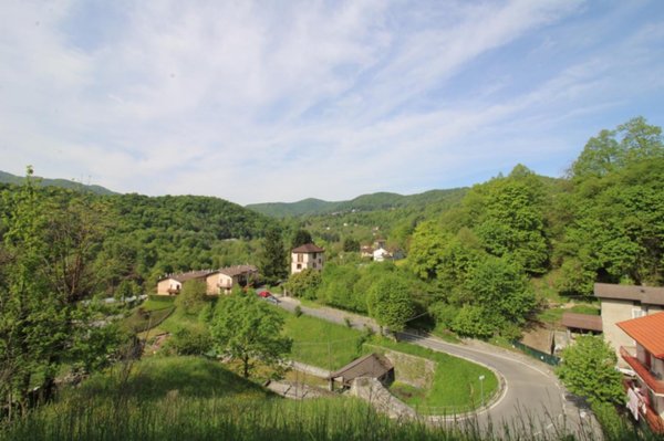 appartamento in vendita ad Alta Valle Intelvi in zona Scaria