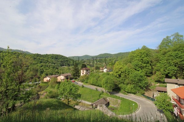 appartamento in vendita ad Alta Valle Intelvi in zona Scaria