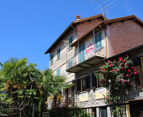 appartamento in vendita ad Alta Valle Intelvi in zona Pellio Intelvi