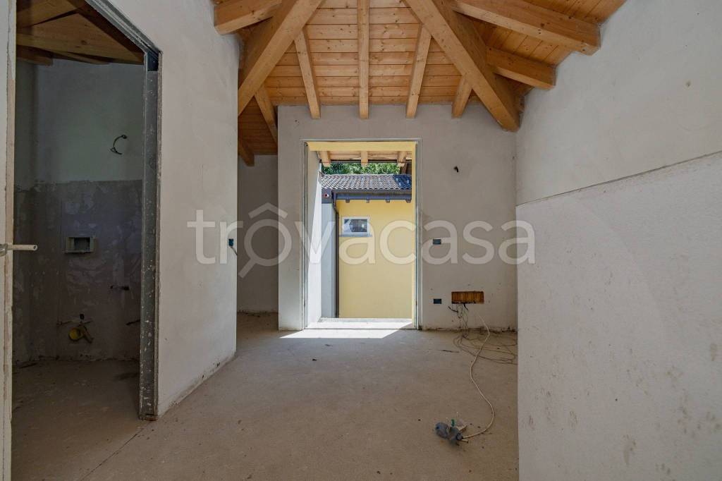 casa indipendente in vendita ad Alta Valle Intelvi in zona Lanzo d'Intelvi