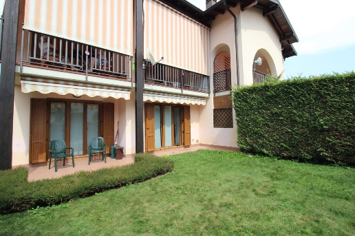 appartamento in vendita ad Alta Valle Intelvi in zona Lanzo d'Intelvi