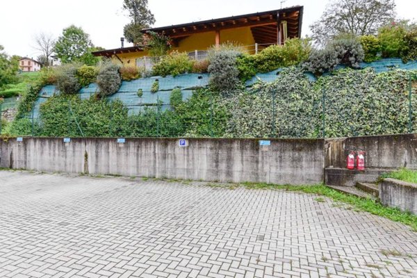 appartamento in vendita ad Alta Valle Intelvi in zona Pellio Intelvi
