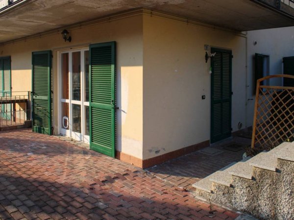 appartamento in vendita ad Alta Valle Intelvi in zona Lanzo d'Intelvi