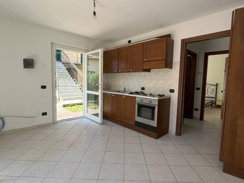 appartamento in vendita ad Alta Valle Intelvi in zona Scaria