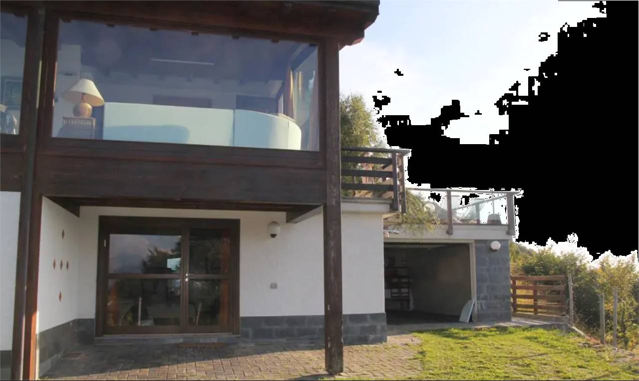 appartamento in vendita ad Alta Valle Intelvi in zona Lanzo d'Intelvi