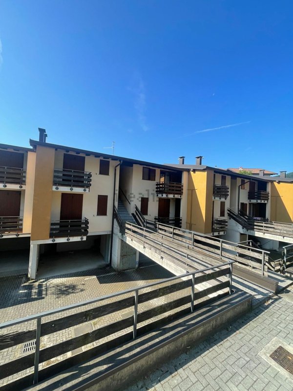 appartamento in vendita ad Alta Valle Intelvi in zona Lanzo d'Intelvi