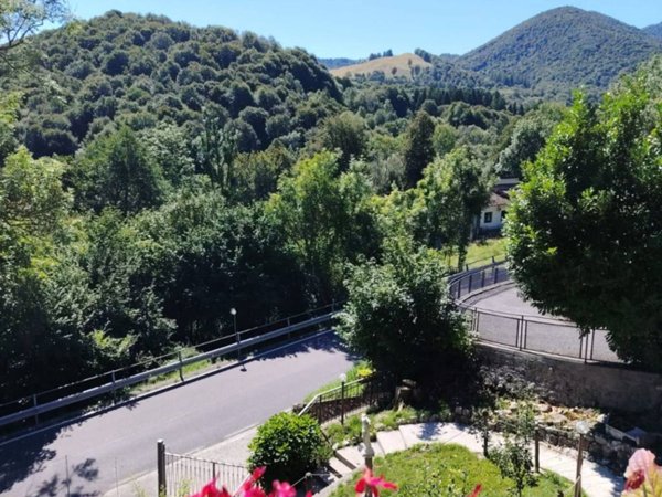 casa indipendente in vendita ad Alta Valle Intelvi