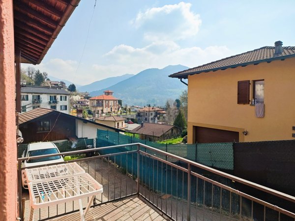 casa indipendente in vendita ad Alta Valle Intelvi