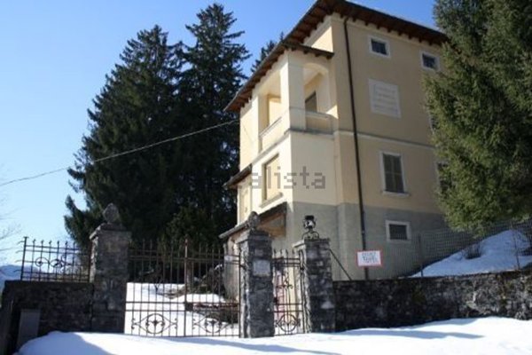 casa indipendente in vendita ad Alta Valle Intelvi
