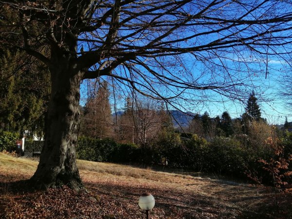 casa indipendente in vendita ad Alta Valle Intelvi in zona Lanzo d'Intelvi