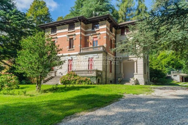 appartamento in vendita ad Alta Valle Intelvi in zona Lanzo d'Intelvi