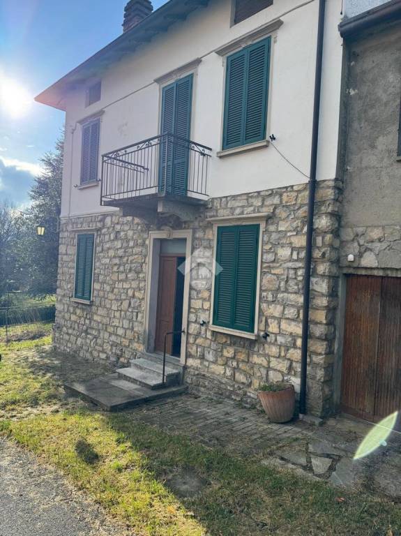 casa indipendente in vendita ad Alta Valle Intelvi