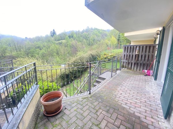 appartamento in vendita ad Alta Valle Intelvi in zona Scaria