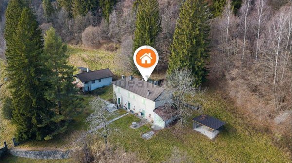 casa indipendente in vendita ad Alta Valle Intelvi