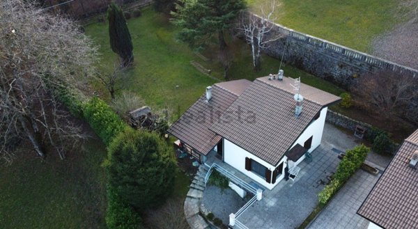casa indipendente in vendita ad Alta Valle Intelvi
