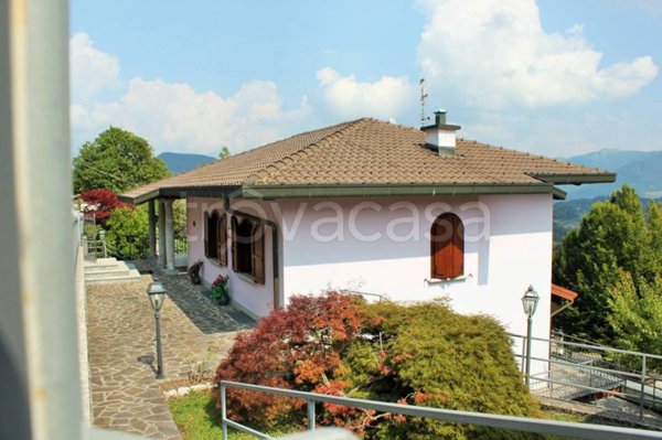 casa indipendente in vendita ad Alta Valle Intelvi