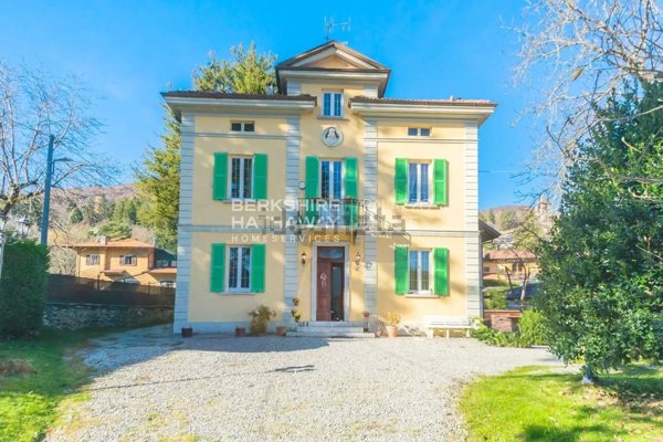 casa indipendente in vendita ad Alta Valle Intelvi in zona Lanzo d'Intelvi