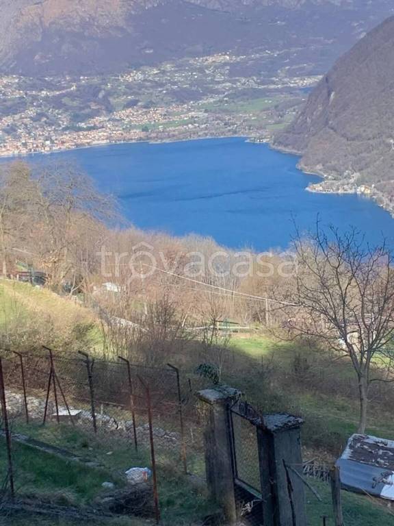 casa indipendente in vendita ad Alta Valle Intelvi