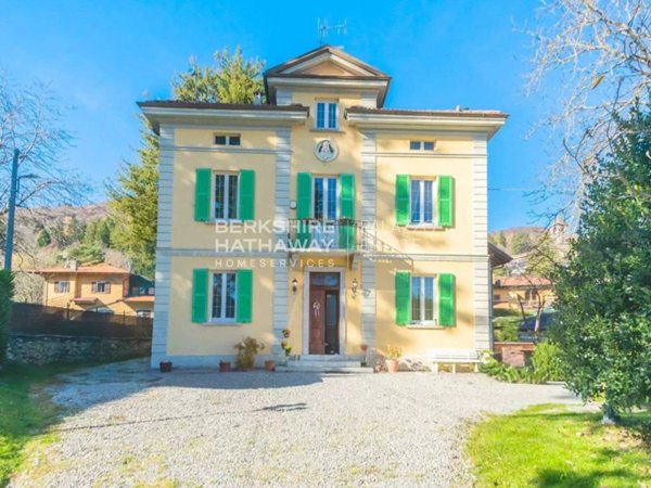 casa indipendente in vendita ad Alta Valle Intelvi in zona Lanzo d'Intelvi
