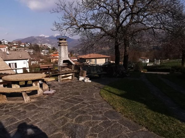 casa indipendente in vendita ad Alta Valle Intelvi