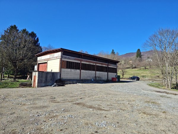 locale di sgombero in vendita ad Alta Valle Intelvi in zona Lanzo d'Intelvi