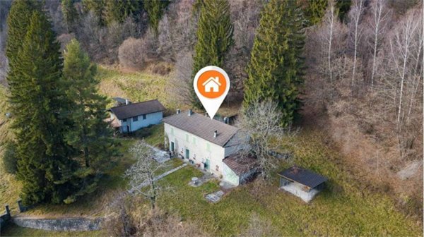 casa indipendente in vendita ad Alta Valle Intelvi