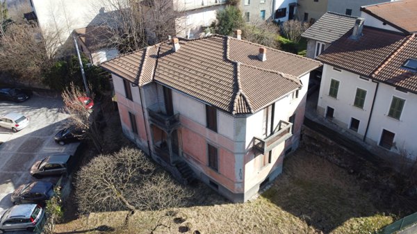 casa indipendente in vendita ad Alta Valle Intelvi in zona Pellio Intelvi