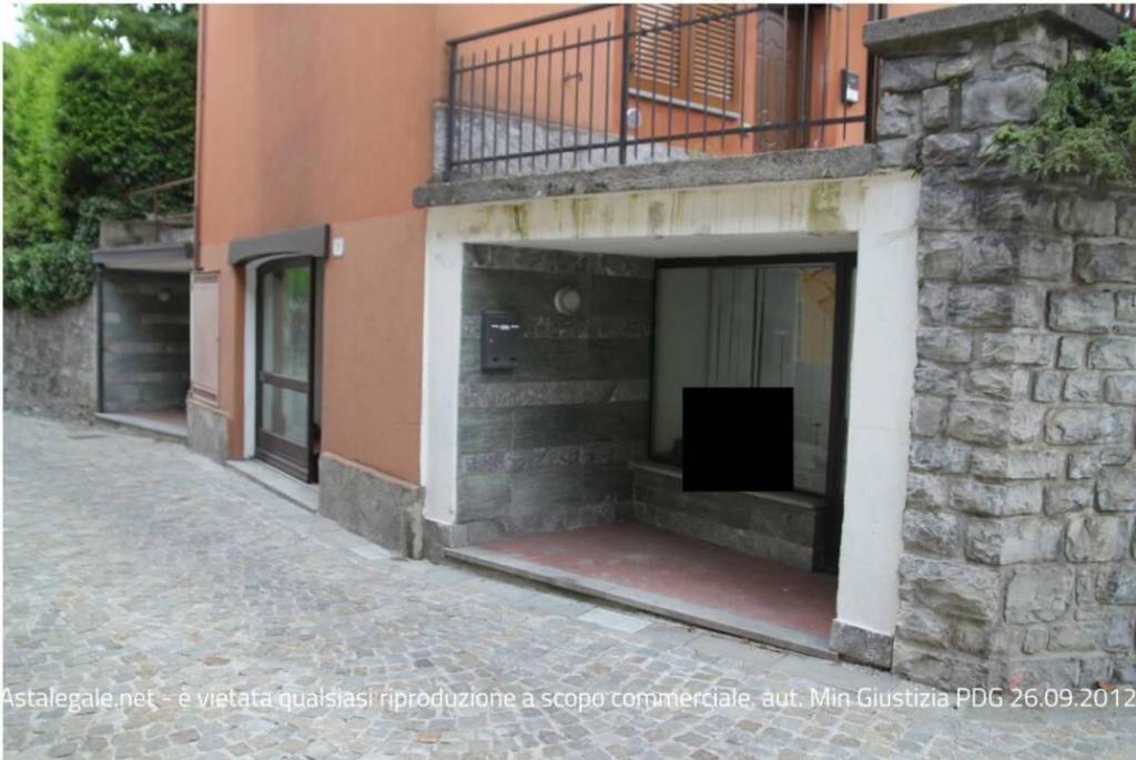 negozio in vendita ad Alta Valle Intelvi