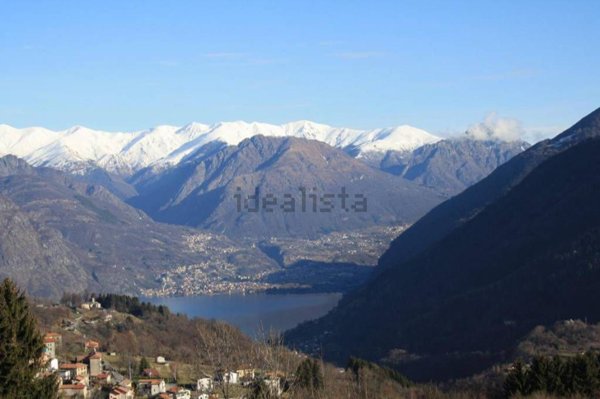 terreno edificabile in vendita ad Alta Valle Intelvi in zona Pellio Intelvi