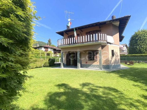 casa indipendente in vendita ad Alta Valle Intelvi in zona Scaria